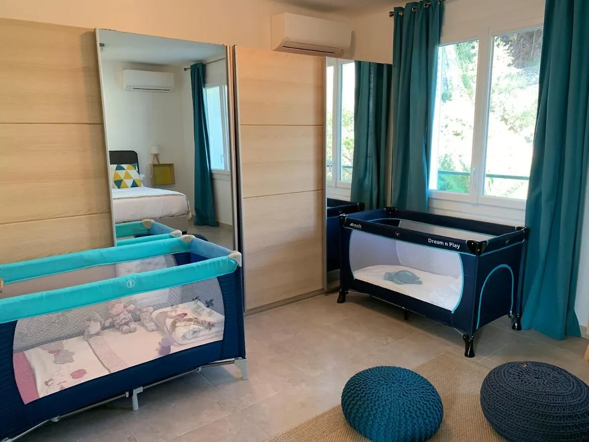 Cassis Village Options Parking And Baby Frankreich
